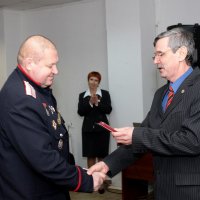 Награждение медалями ветеранов Афганской войны. Вручает медаль Ф.А. Ивонинский, депутат Думы г.о. Тольятти